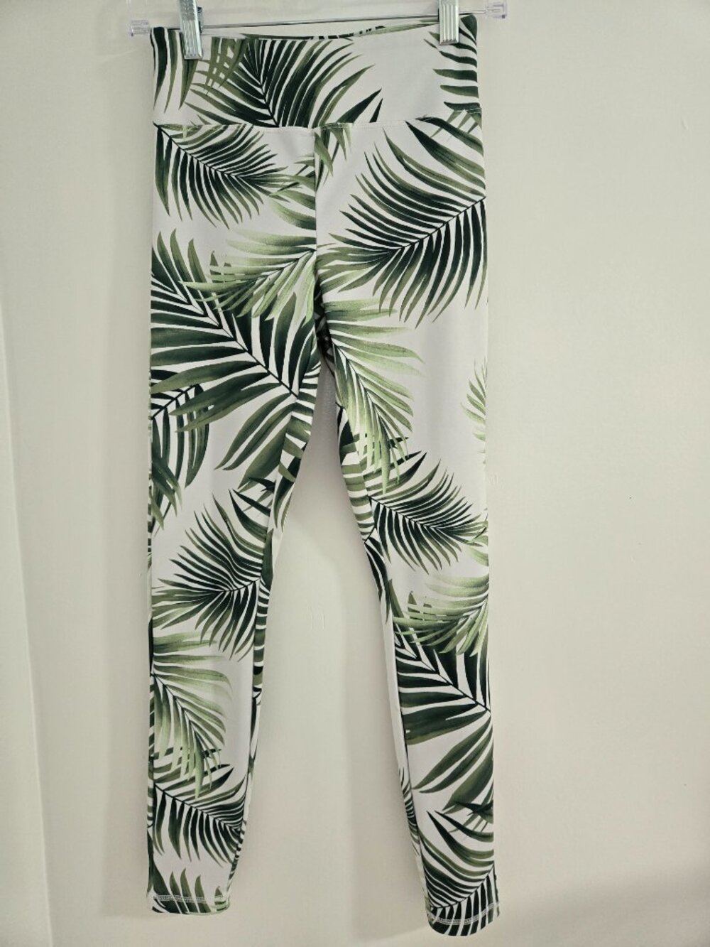 Forever 21 Palm Leaf Leggings Women's XS – Tropical Print Stretch Athletic Wear